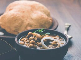 7 Rainy Day Delights From India You Must Try This Monsoon Season 7 Rainy Day Delights From India You Must Try This Monsoon Season