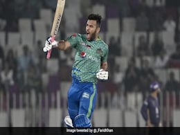 T-20 क्रिकेट में मचा बवाल, पाकिस्तानी बैटर ने 9 छक्के, 12 चौके लगाकर बना दिया रिकॉर्ड, 24 घंटे के अंदर बदल दिया PSL का इतिहास, Video T-20 क्रिकेट में मचा बवाल, पाकिस्तानी बैटर ने 9 छक्के, 12 चौके लगाकर बना दिया रिकॉर्ड, 24 घंटे के अंदर बदल दिया PSL का इतिहास, Video