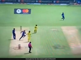 India vs Australia - Watch: Virat Kohli's Amazing Sprint During Fielding vs Australia Shows Age Is Just A Number India vs Australia - Watch: Virat Kohli's Amazing Sprint During Fielding vs Australia Shows Age Is Just A Number