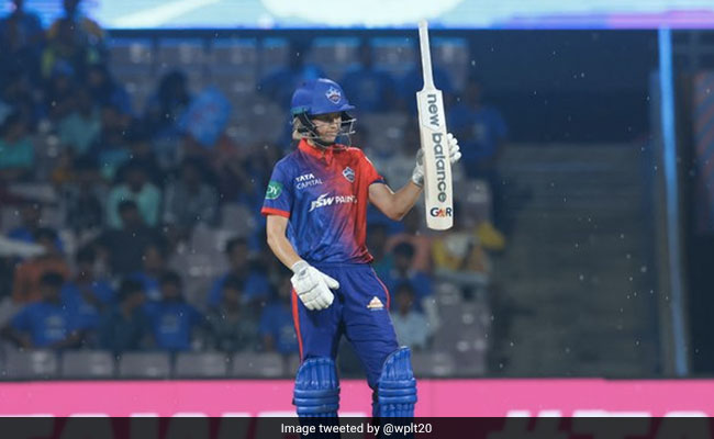 DC vs UPW: गेंद ठहरी और उड़ गई 'गिल्ली', कप्तान लैनिंग की तूफानी अंदाज पर ऐसे लगा ब्रेक