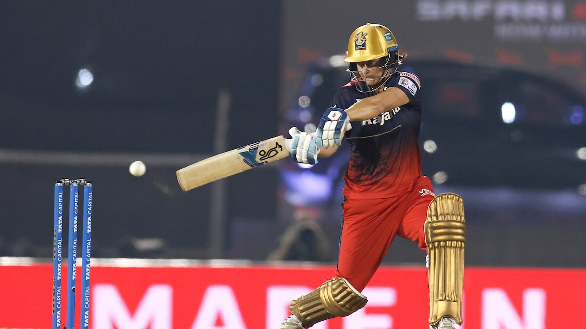 WPL 2023,GG vs RCB, Live Score Updates: Sophie Devine, Ellyse Perry Keep Royal Challengers Bangalore Going