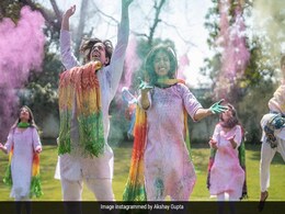 Holi 2023: कुछ इस अंदाज में मनाएं होली का त्योहार, इंस्टाग्राम पर वीडियो डालेंगे तो हो जाएगा वायरल  Holi 2023: कुछ इस अंदाज में मनाएं होली का त्योहार, इंस्टाग्राम पर वीडियो डालेंगे तो हो जाएगा वायरल