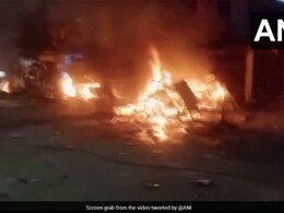 पश्चिम बंगाल में रामनवमी पर हिंसा; दो गुटों के बीच झड़प, कई वाहन जलाए