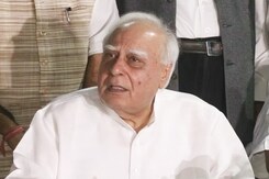 Kapil Sibal Slams Politics Over Kanwar Yatra, Says It Won't Help India Become "Viksit Bharat" Kapil Sibal Slams Politics Over Kanwar Yatra, Says It Won't Help India Become "Viksit Bharat"