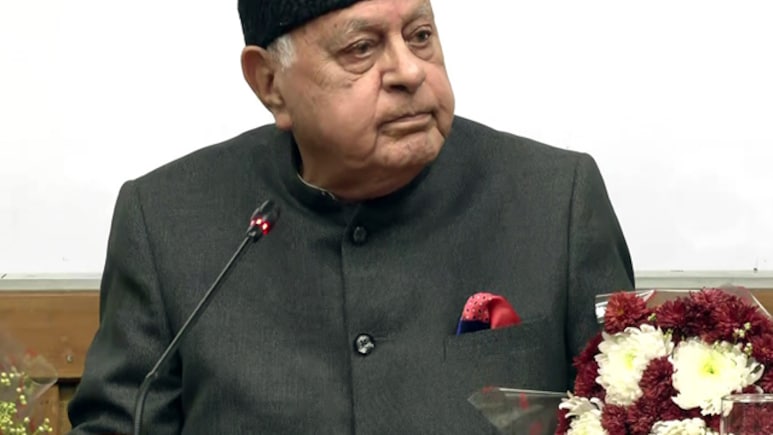 जम्मू-कश्मीर के पूर्व मुख्यमंत्री फारूक अब्दुल्ला अस्पताल में भर्ती, जानें अब कैसी है हालत