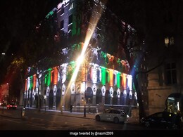 खालिस्तान समर्थकों ने लंदन में भारतीय उच्चायोग से तिरंगा उतारने का किया प्रयास, भारत ने ब्रिटेन के राजदूत को किया तलब खालिस्तान समर्थकों ने लंदन में भारतीय उच्चायोग से तिरंगा उतारने का किया प्रयास, भारत ने ब्रिटेन के राजदूत को किया तलब