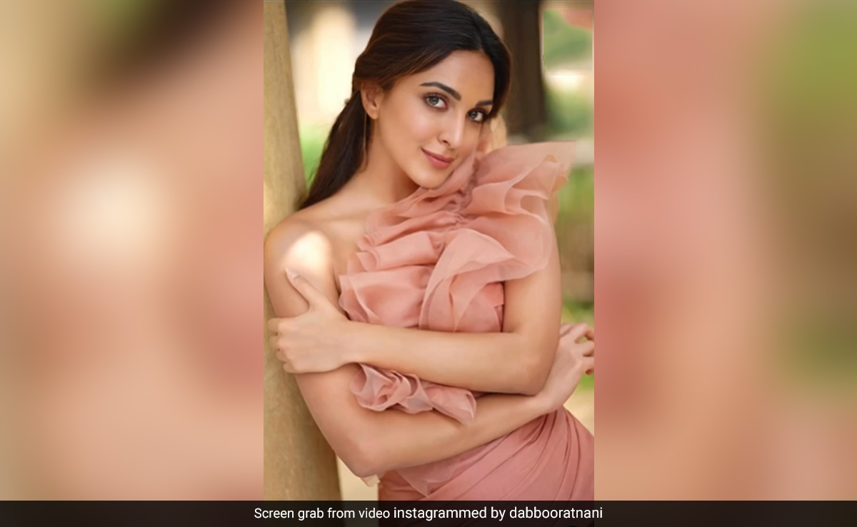 Another Viral-Worthy Kiara Advani Photoshoot, By The Usual Suspect - Dabboo Ratnani