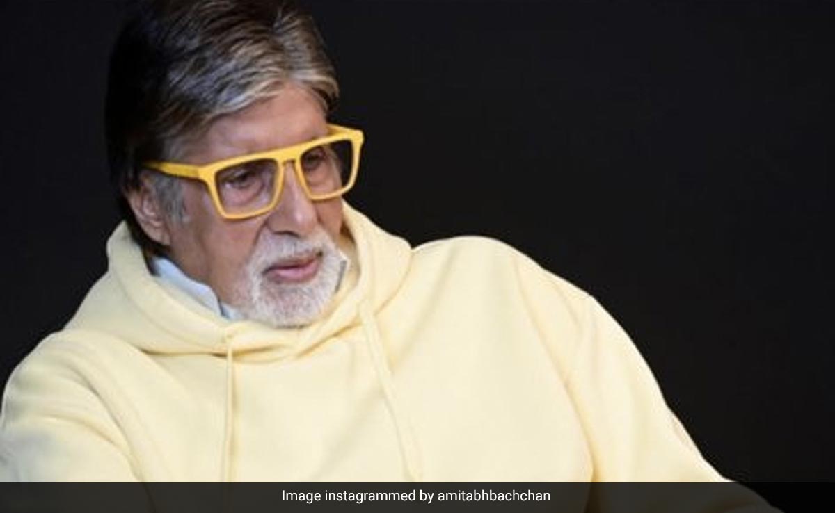 Amitabh Bachchan Pays Emotional Tribute To <i>Bade Miyan Chote Miyan</i> Co-Star Satish Kaushik