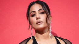 Hina Khan Celebrates Her Mom's Birthday With Two Oh-So-Yummy Cakes