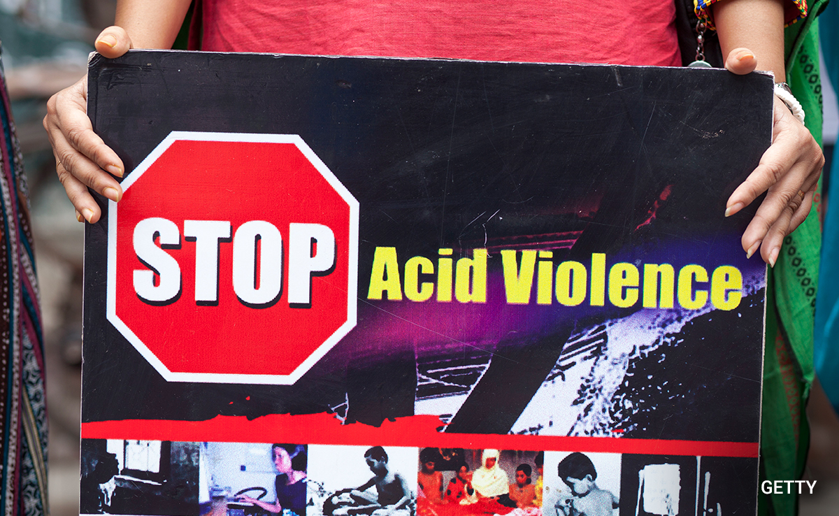Woman Roadside Vendor, 4-Year-Old Son Injured In Acid Attack In Delhi