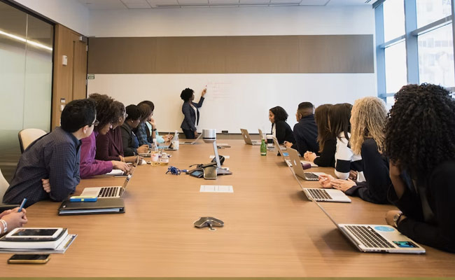 Spain Set To Introduce Law Requiring 40% Women In Company Boards