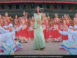 अपने नए गाने से फिर छाईं नेहा राज, 'पुरुब से अइहें' गाने ने जीता फैंस का दिल अपने नए गाने से फिर छाईं नेहा राज, 'पुरुब से अइहें' गाने ने जीता फैंस का दिल