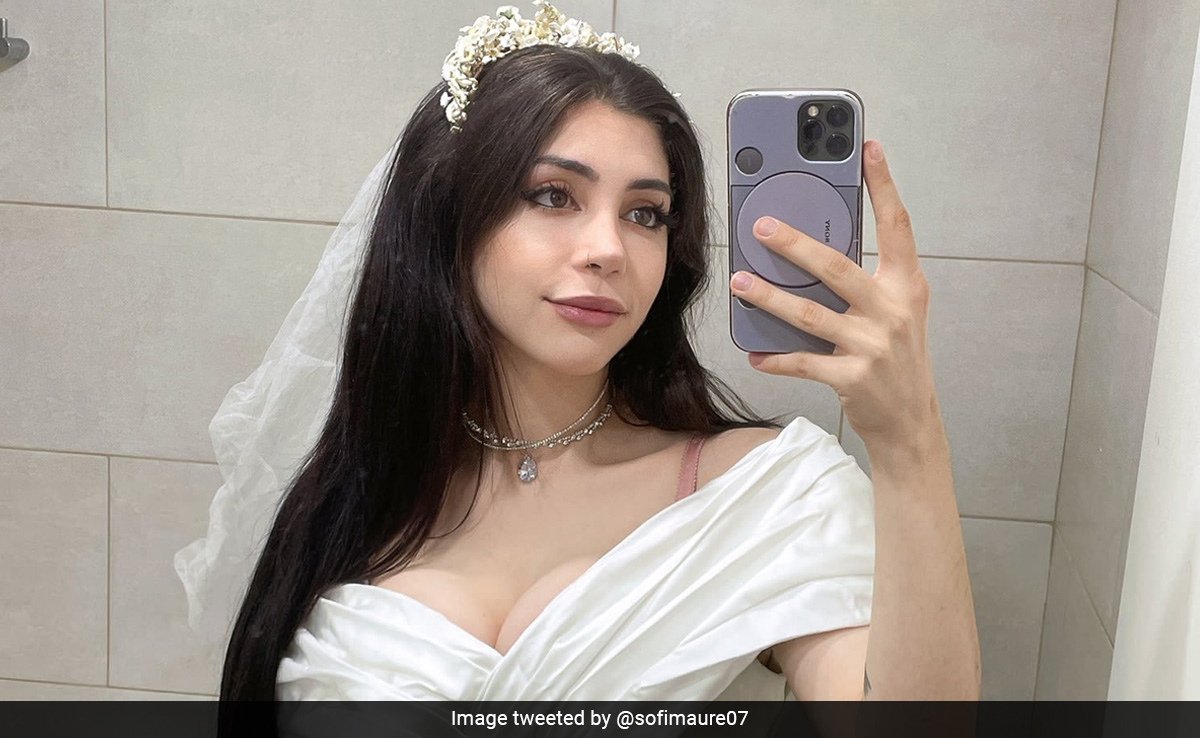 "Can't Take It Anymore": Woman Who Married Herself Posted About Divorce Within 24 Hours