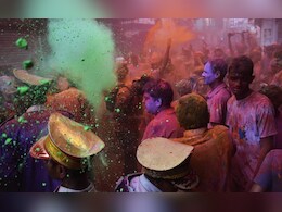 रंग भरनी एकादशी के साथ ब्रज और काशी में होली खेलने का सिलसिला शुरू, संभल में जुलूस निकला