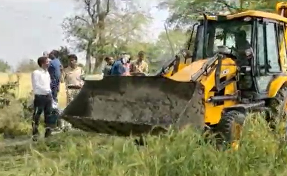 Video: Bulldozer Targets Men Accused Of Murder In Madhya Pradesh