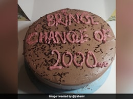 "Bring Change Of 2000": Man Shares Photo Of Cake Carrying Hilarious Message "Bring Change Of 2000": Man Shares Photo Of Cake Carrying Hilarious Message