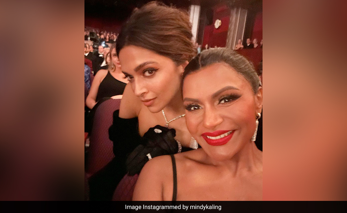 Oscars 2023: When "Starstruck" Mindy Kaling Met Deepika Padukone And Ram Charan. See Pics