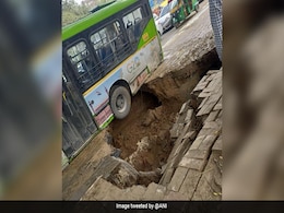 Road Caves In Near Hauz Rani In Delhi, Traffic Advisory Issued Road Caves In Near Hauz Rani In Delhi, Traffic Advisory Issued