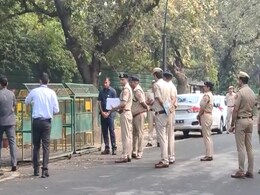 "यात्रा लंबी थी...": घर आई दिल्ली पुलिस से बोले राहुल गांधी, कांग्रेस के नेताओं ने बताया- "...उत्पीड़न" "यात्रा लंबी थी...": घर आई दिल्ली पुलिस से बोले राहुल गांधी, कांग्रेस के नेताओं ने बताया- "...उत्पीड़न"