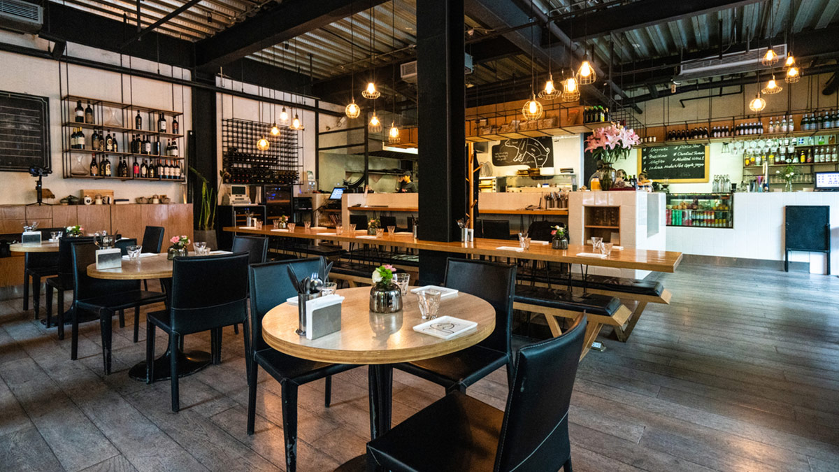 Restaurant Adds 18% Service Charge For Party Of 1, Internet Shocked