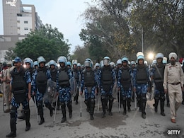 पंजाब पुलिस से भागते हुए अमृतपाल सिंह ने 4 बाइकों में मारी टक्कर, जानें अब तक क्या-क्या और कैसे हुआ... पंजाब पुलिस से भागते हुए अमृतपाल सिंह ने 4 बाइकों में मारी टक्कर, जानें अब तक क्या-क्या और कैसे हुआ...