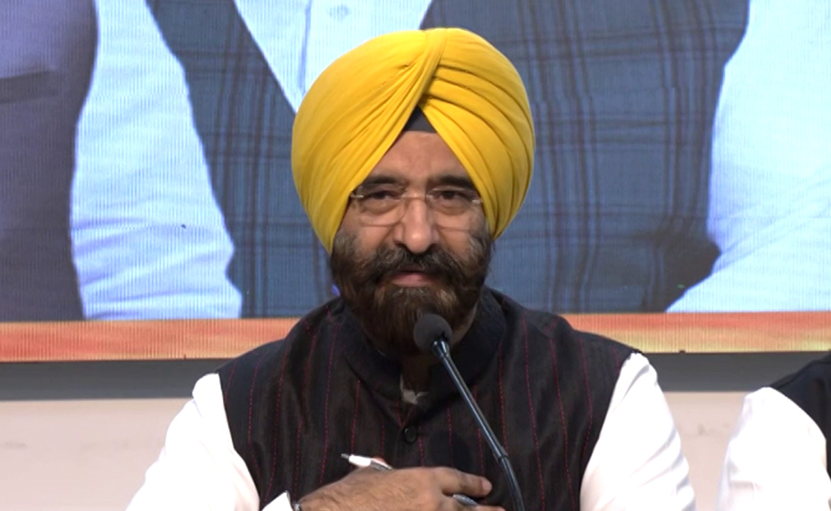 "Everyone Should Condemn": BJP Slams Taking Down Of Indian Flag In London