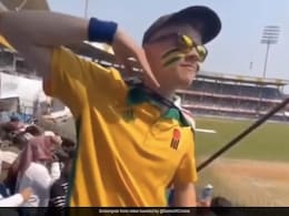 Watch: Australia Fan's "Jhukega Nahi" Celebration Goes Viral After 3rd Test Win Watch: Australia Fan's "Jhukega Nahi" Celebration Goes Viral After 3rd Test Win