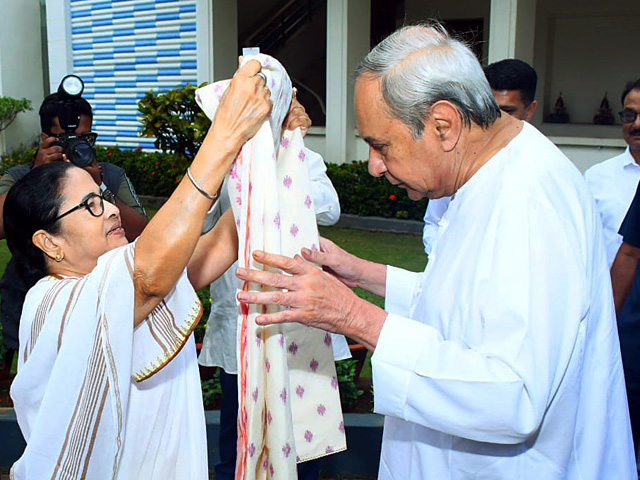 Mamata Banerjee Meets Odisha Chief Minister Amid New Front Buzz