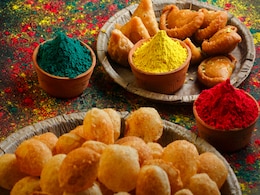 Holi dishes 2023 : बिना इन 5 पकवानों के अधूरा है रंगों का त्योहार होली... Holi dishes 2023 : बिना इन 5 पकवानों के अधूरा है रंगों का त्योहार होली...