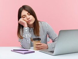 Why Do You Get Sleepy After Lunch At Work, And How To Not Fall Asleep Why Do You Get Sleepy After Lunch At Work, And How To Not Fall Asleep