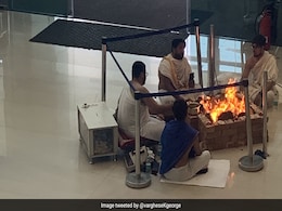 "God Save Us": Delhi Hospital Draws Fire Over Photo Of Havan In Building "God Save Us": Delhi Hospital Draws Fire Over Photo Of Havan In Building