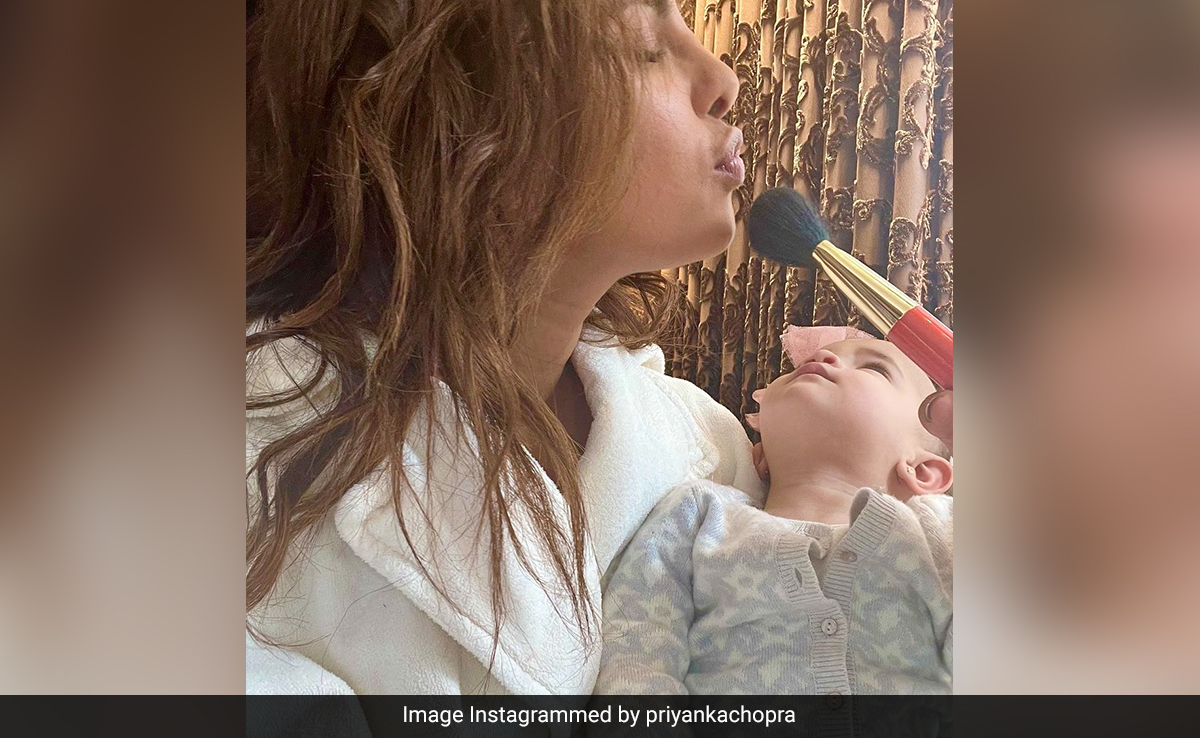 Warning: This "Glam" Pic Of Priyanka Chopra And Daughter Malti Marie Is Almost Too Cute