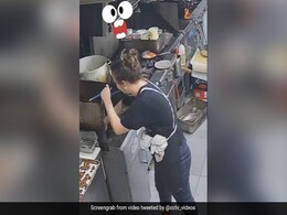 खाना बनाते हुए महिला ने फ्रायर में गिरा दिया अपना मोबाइल, फिर आगे जो हुआ देख नहीं रुकेगी आपकी हंसी खाना बनाते हुए महिला ने फ्रायर में गिरा दिया अपना मोबाइल, फिर आगे जो हुआ देख नहीं रुकेगी आपकी हंसी