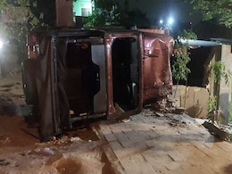दिल्ली : वसंत विहार के मलाई मंदिर के पास तेज रफ्तार 'थार' ने 7 लोगों को कुचला, 2 की मौत दिल्ली : वसंत विहार के मलाई मंदिर के पास तेज रफ्तार 'थार' ने 7 लोगों को कुचला, 2 की मौत