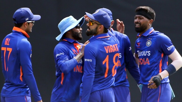 IND vs AUS: दूसरे वनडे में भारतीय XI में हुए 2 बदलाव, इन दो खिलाड़ियों को बाहर कर रोहित ने चौंकाया