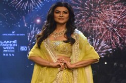 Sushmita Sen Walks The Ramp In First Public Appearance After Heart Attack Sushmita Sen Walks The Ramp In First Public Appearance After Heart Attack