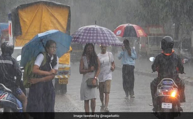 Weather Updates : UP, राजस्थान, MP समेत 15 राज्यों में झमाझम बारिश के आसार, जानें- 5 दिन आपके राज्य में कैसा रहेगा मौसम