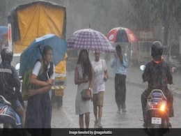 केरल के कुछ हिस्सों में भारी बारिश के जारी रहने का अनुमान, तीन जिलों के लिए IMD ने जारी किया ‘ऑरेंज अलर्ट’ केरल के कुछ हिस्सों में भारी बारिश के जारी रहने का अनुमान, तीन जिलों के लिए IMD ने जारी किया ‘ऑरेंज अलर्ट’