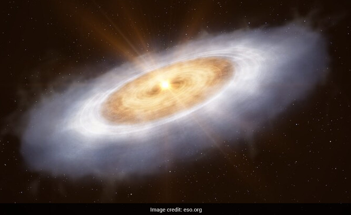 Scientists Find Missing Link For Water On Earth, Say It's Older Than Sun