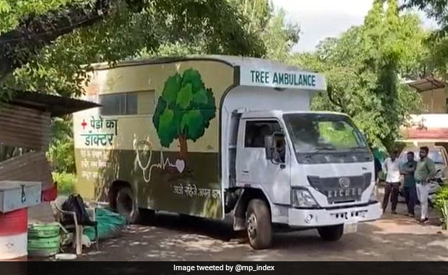 Shivraj Chouhan Praises Indore Civic Body For Its 'Tree Ambulance Service'