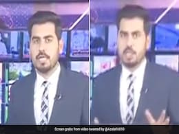 Watch: Pakistan TV Anchor Continues To Deliver News As Earthquake Shakes Entire Studio Watch: Pakistan TV Anchor Continues To Deliver News As Earthquake Shakes Entire Studio
