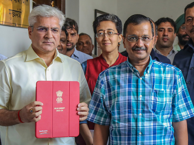 AAP's Big Promise: Will Remove Garbage Mountains