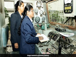 All-Women Crew Operate Deccan Queen Express Train, Mumbai Local All-Women Crew Operate Deccan Queen Express Train, Mumbai Local