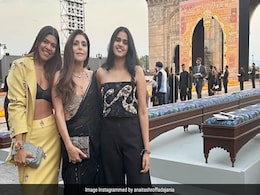 Inside Pics From Dior Show At Gateway Of India, Shared By Uber-Stylist Anaita Shroff Adajania Inside Pics From Dior Show At Gateway Of India, Shared By Uber-Stylist Anaita Shroff Adajania