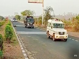 Gangster Atiq Ahmed On Way To UP, Sister Says "Worried About His Safety" Gangster Atiq Ahmed On Way To UP, Sister Says "Worried About His Safety"