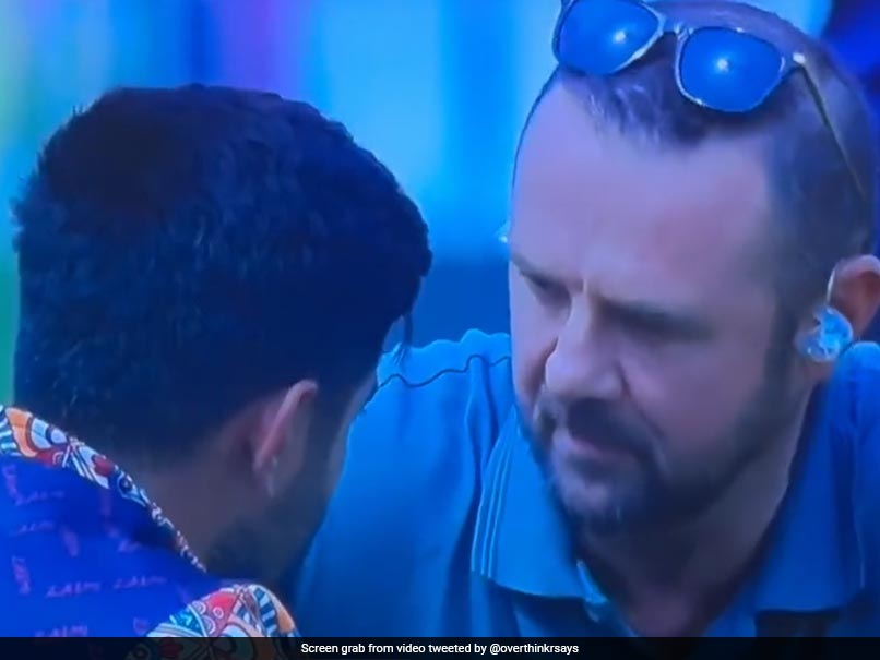 Watch: After Simon Doull Criticises Babar Azam, Duo Seen Together. Sana Mir Doesn't Miss Chance To Take Dig