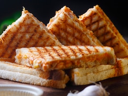 सैंडविच तो बहुत खाएं होंगे लेकिन इस बार बनाएं प्रोटीन से भरपूर Dal Sandwich- Recipe Inside सैंडविच तो बहुत खाएं होंगे लेकिन इस बार बनाएं प्रोटीन से भरपूर Dal Sandwich- Recipe Inside