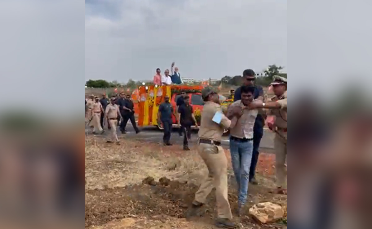 Man Caught Running Towards PM Convoy In Karnataka, Cops Deny Security Breach