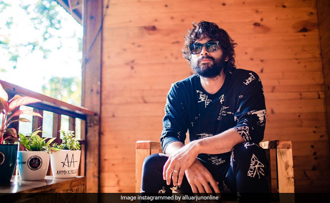 Allu Arjun Reportedly Said No To Shah Rukh Khan's <i>Jawan</I>. Because, <i>Pushpa 2</i>