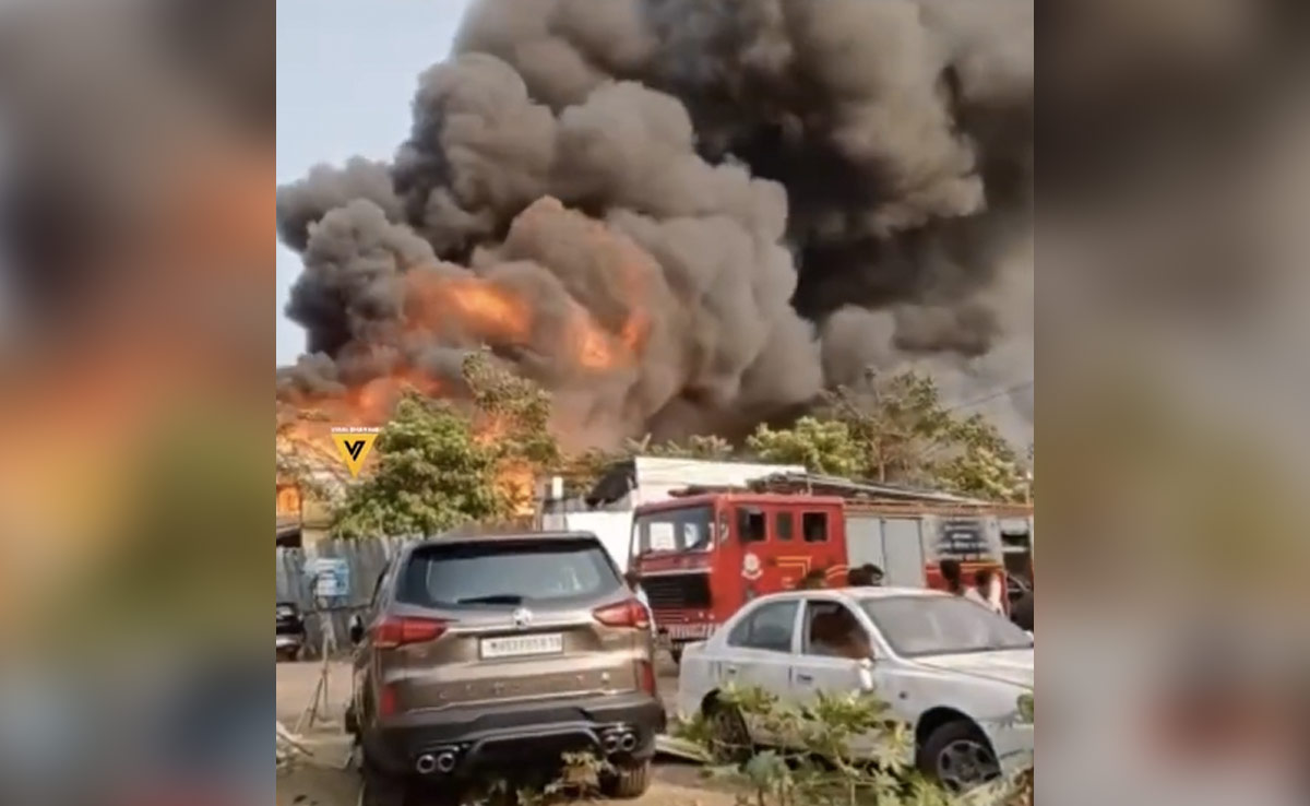 VIDEO: 'गुम है किसी के प्यार में' के सेट पर लगी भीषण आग, देखते ही देखते हुआ ऐसा हाल